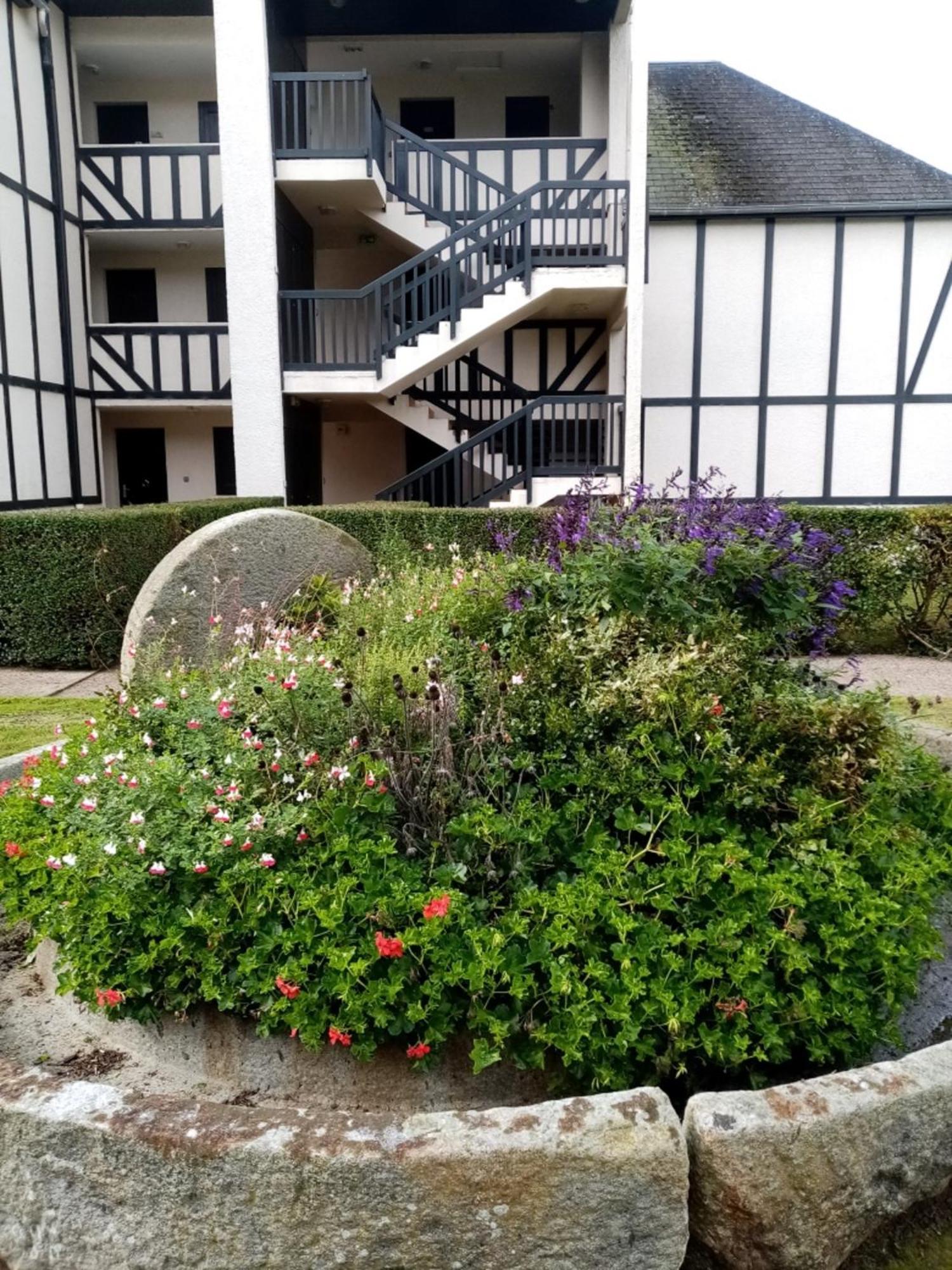 Cabourg Agreable T2 Residence Calme - Terrasse 20M2 - Animaux Bienvenus Luaran gambar